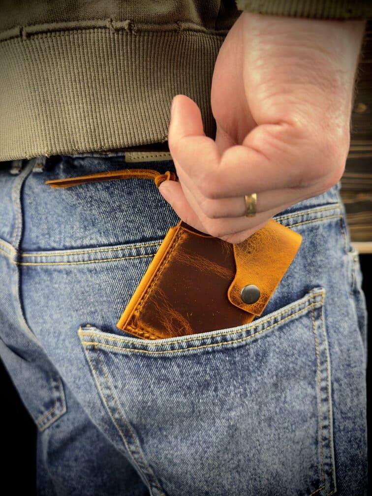 Шкіряний кардхолдер Slim Cardholder - зображення 4 (кожаный кардхолдер Slim Cardholder - изображение 4)